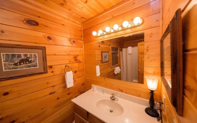 Drift Away - Two Bedroom Cabin