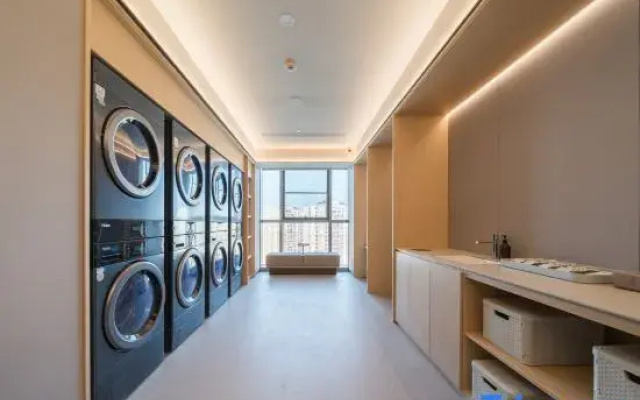 Ji Hotel (Chengdu Gaoxin West District Baicao Road Branch)