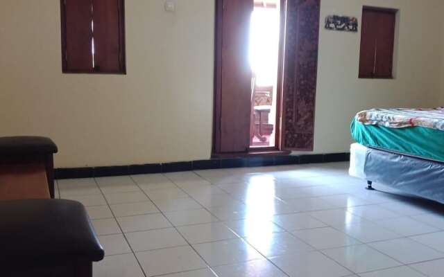 Rori Homestay