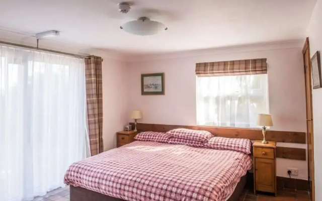 Llanerchindda Farm Guest House