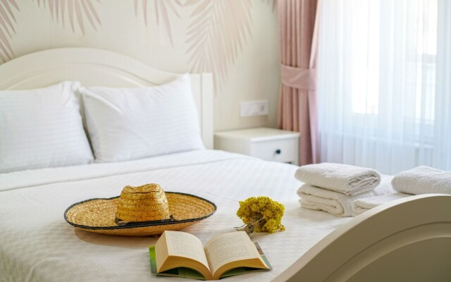 Lutro Otel