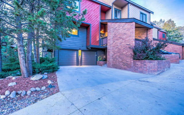 Waterford by Retreatia