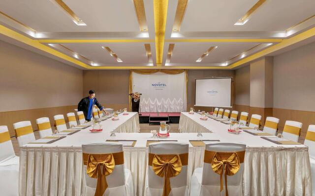 Novotel Yangon Max