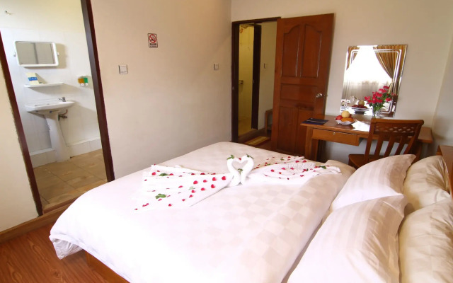 Shwe Htee Hotel Yangon
