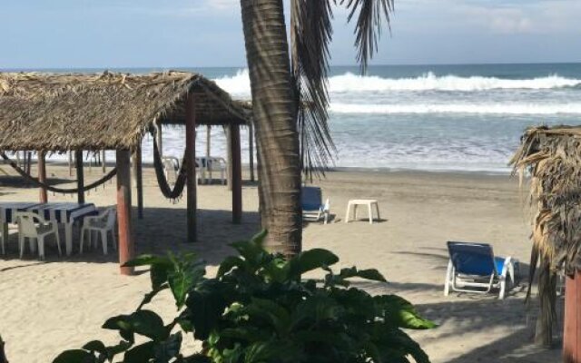 Casa de Las Olas Surf & Beach Club
