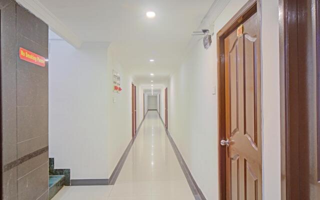 Holiday Inn by Oyo Rooms