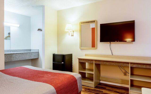 Motel 6 East Ridge #4423