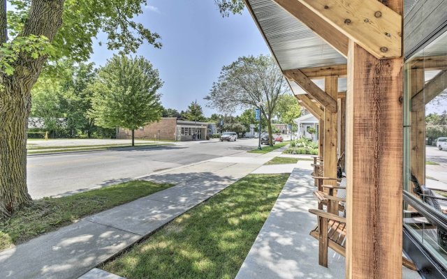 Elkhart Lake Townhome - 20 Mi to Sheboygan!