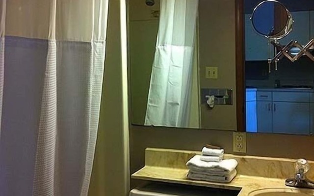 East Street Inn & Suites Tipton