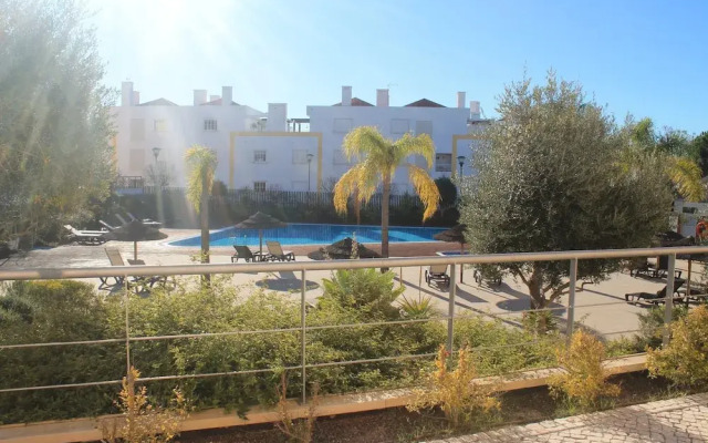 CG 11C - Pool - Cabanas Gardens