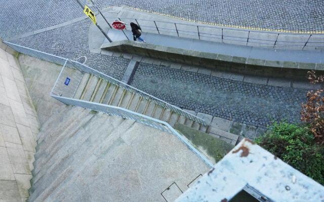 Porto View by Patio 25