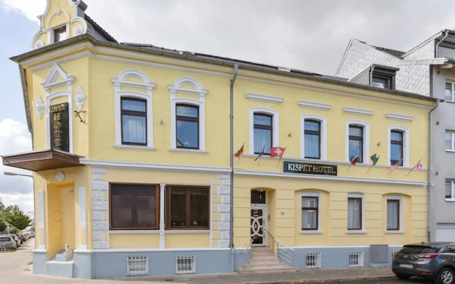 Pleasant Apartment in Oberhausen With a Terrace