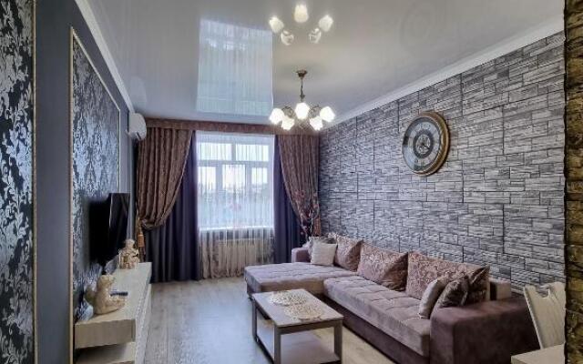 2x SuperLUX Arbat Chehova Kirova 55