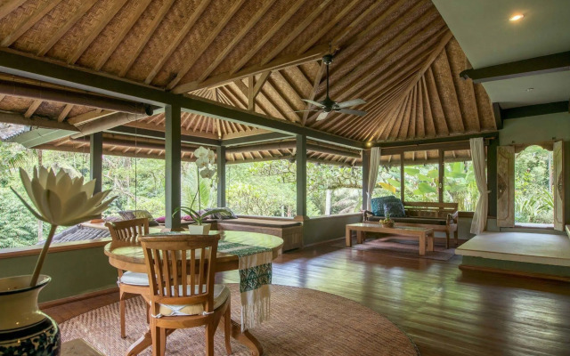 Villa Beji Indah
