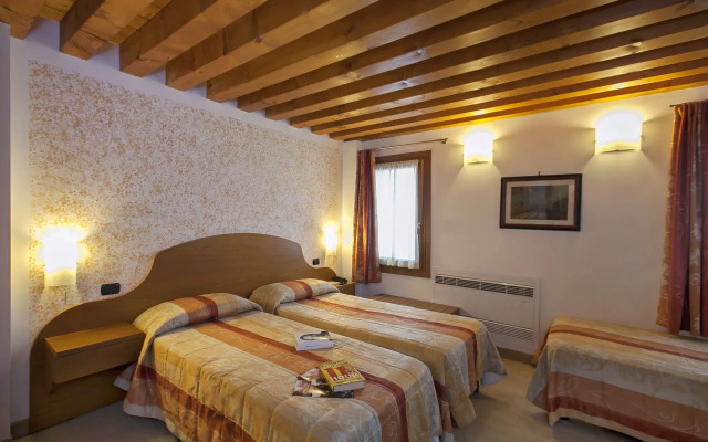 Albergo Antica Corte Marchesini