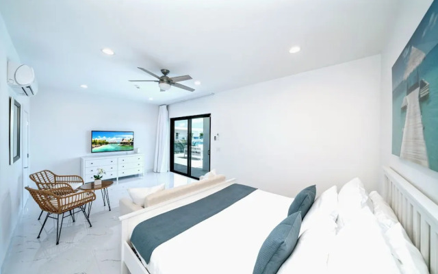 Sun Lux Villas
