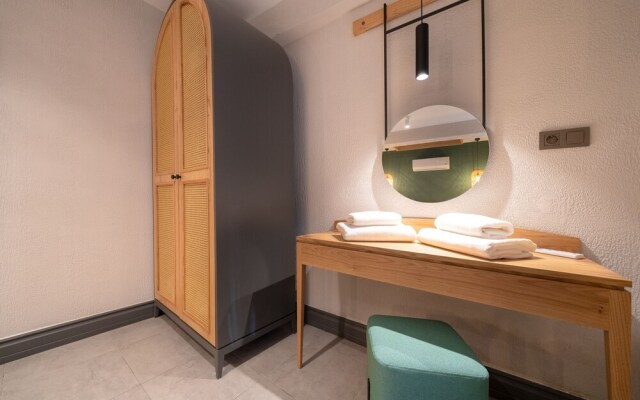 Reddoors Suites Sea View