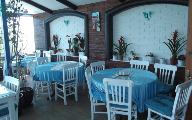 Mavi Inci Park Otel