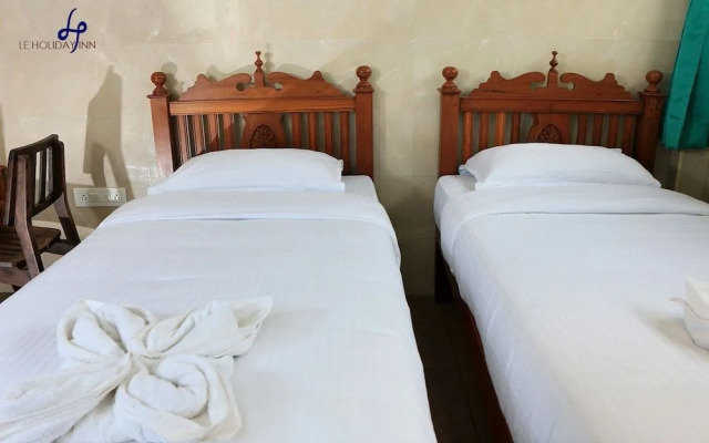 Le Holiday Inn