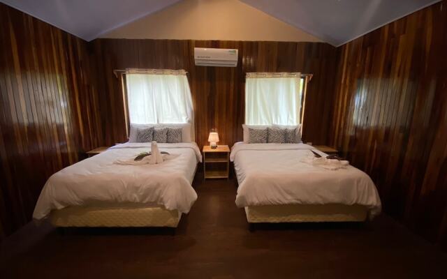 Grand Park Manuel Antonio