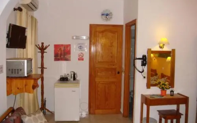 Boussetil Rooms