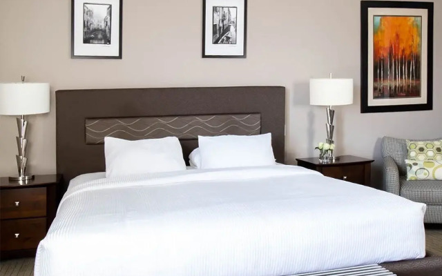 Retro Suites Hotel