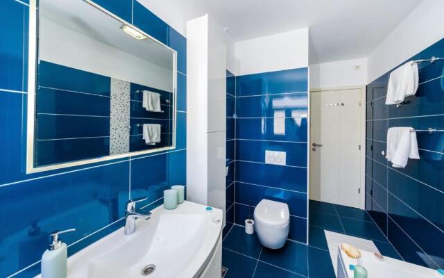 Ema 2Br Apt. In Old Town Centre