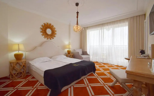 Therma ECO Village