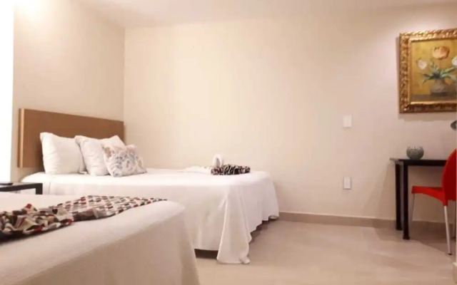 Brisas 10 Beachside Suites