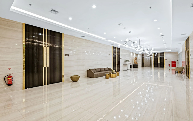 Grand Whiz Megamas Manado