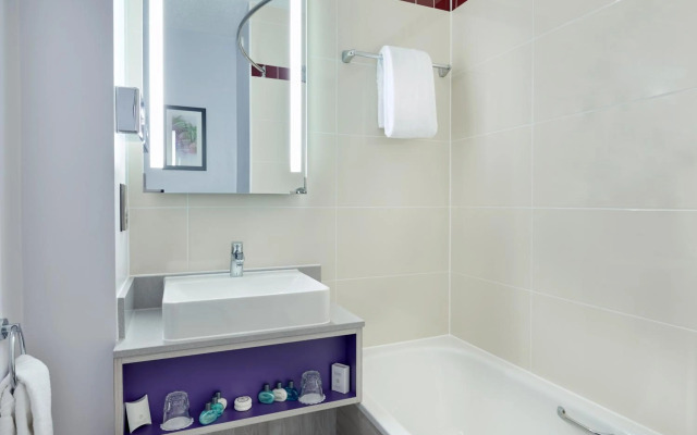 Leonardo Hotel Exeter