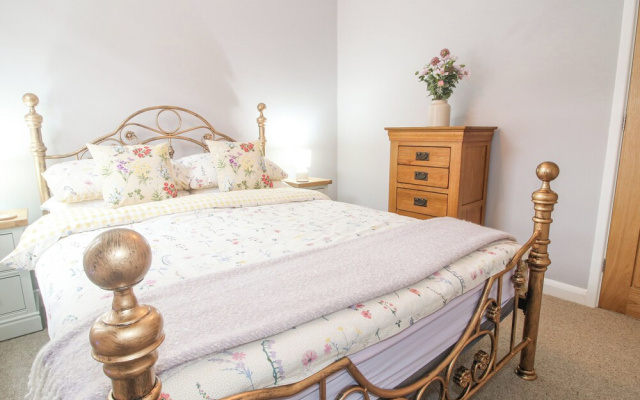 Seren Cottage