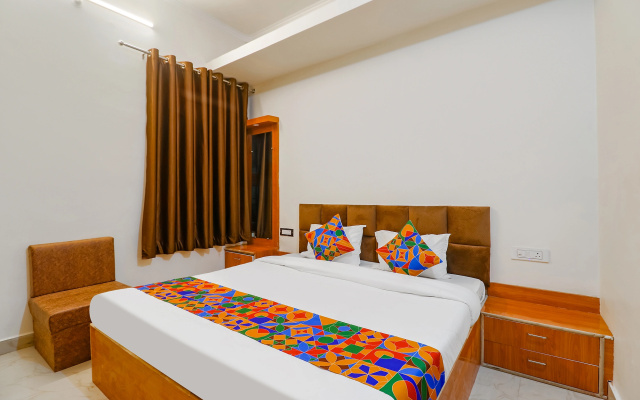 FabHotel Royal Vilas