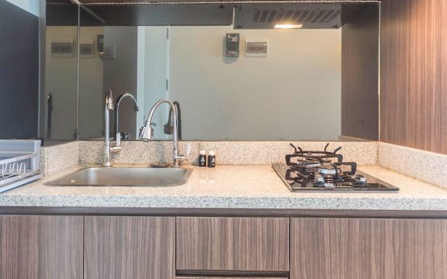 Chic And Cozy 2Br Grand Kamala Lagoon Apartment