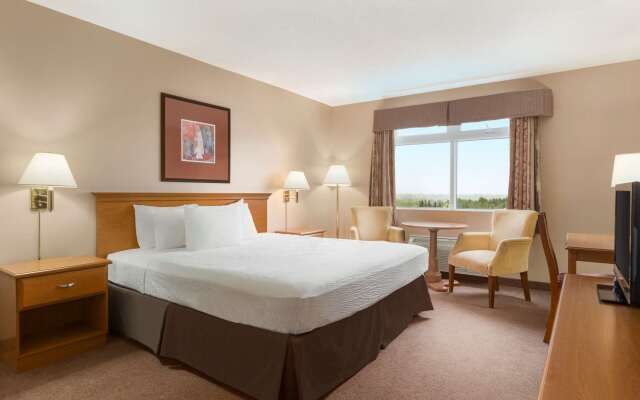 Days Inn & Conference Centre by Wyndham Oromocto