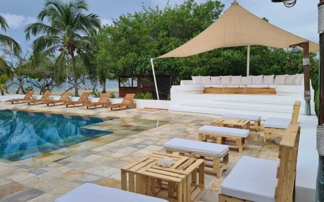 Agu Azul Beach Resort Hotel Boutique