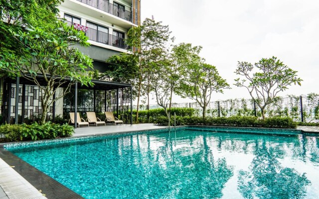 Emporis SOHO Residence by Airhost