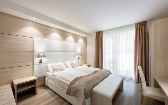 International Beach Hotel