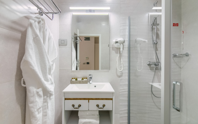 New Era Hotel Bucharest City