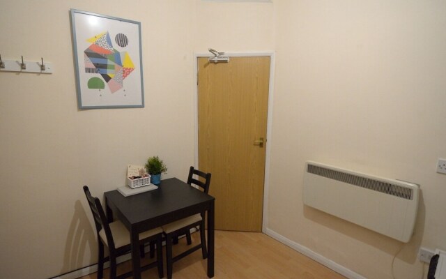 Central Reading Friar Street Serviced Apartment