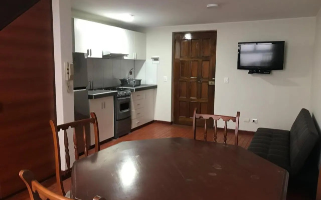 Tezza Apartment two blocks from the American Embassy