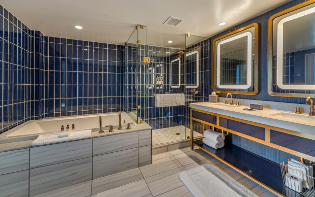 Omni Oklahoma City Hotel