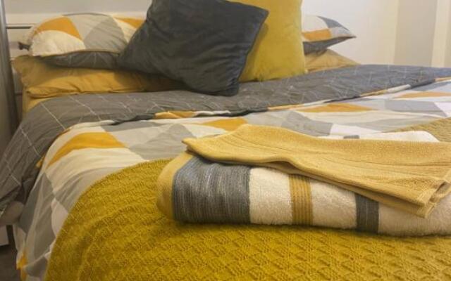 #0608 Lovely 1 Bedroom apartment - free parking