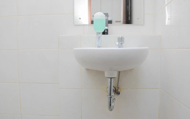 Clean Studio Apartment at Grand Dhika City