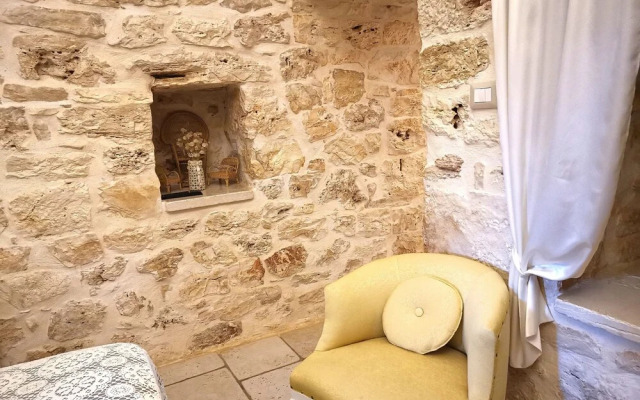 Trullo Madia e Dimora Giorgio