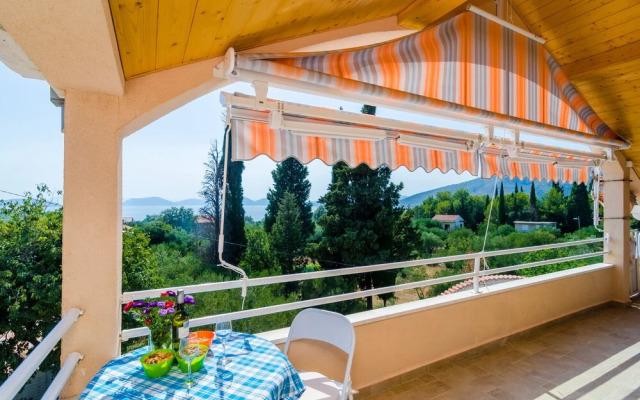 Apartments Donita