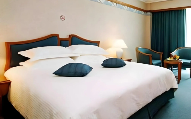 Grand Palace Hotel – Guest Rooms – Miri