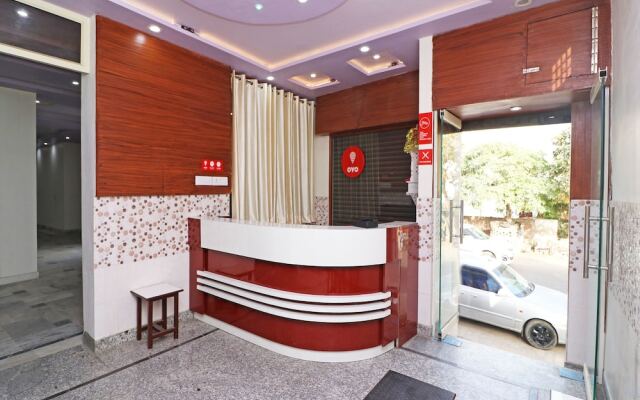 Oyo 13136 Hotel Taj Ansh 2