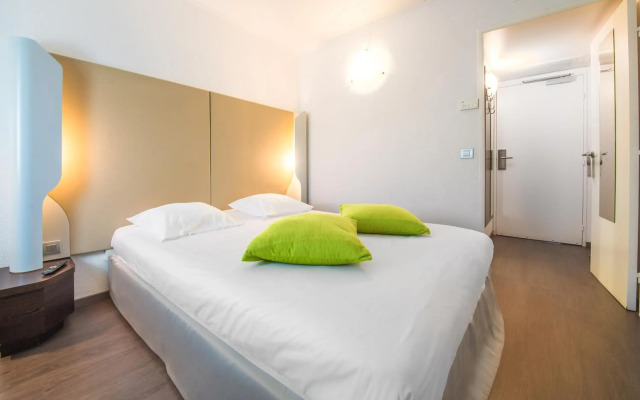 Mandarina Hotel Luxembourg Airport ( Ex Campanile)