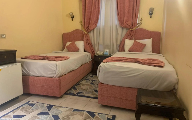Holidays Express Hotel